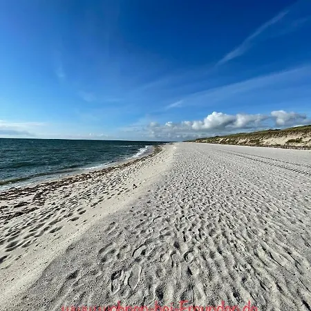 Schickes Sylt Apartment in Westerland mit Garten nahe Strand Exterior foto